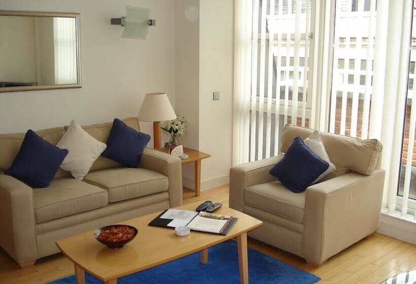 Oakwood Apartments Bow Lane