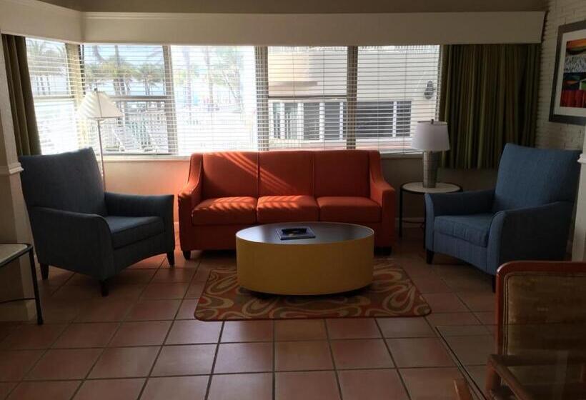 Silver Seas Beach Resort