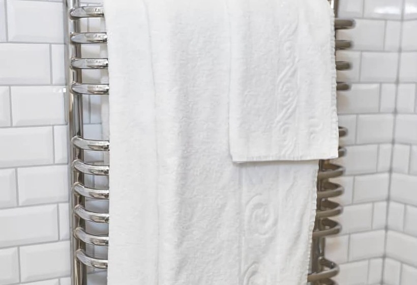 The Bear Hotel By Greene King Inns