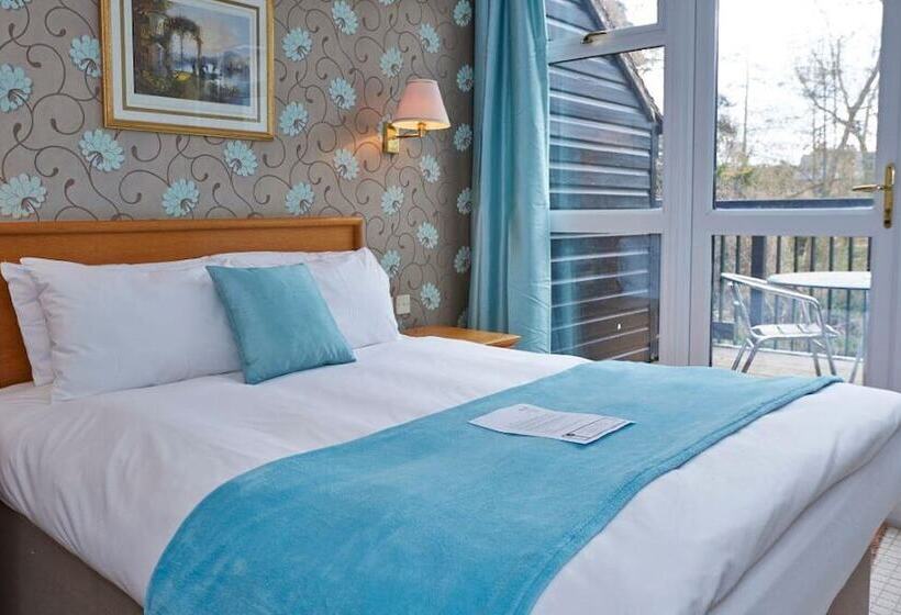 The Bear Hotel By Greene King Inns