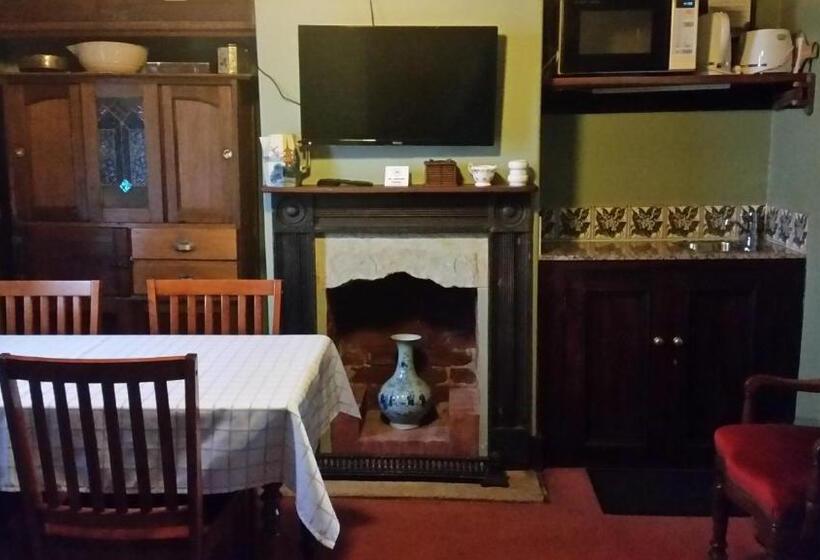 住宿加早餐  Sorell Barracks