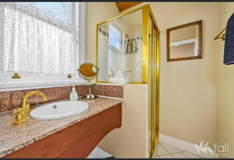 住宿加早餐  Sorell Barracks