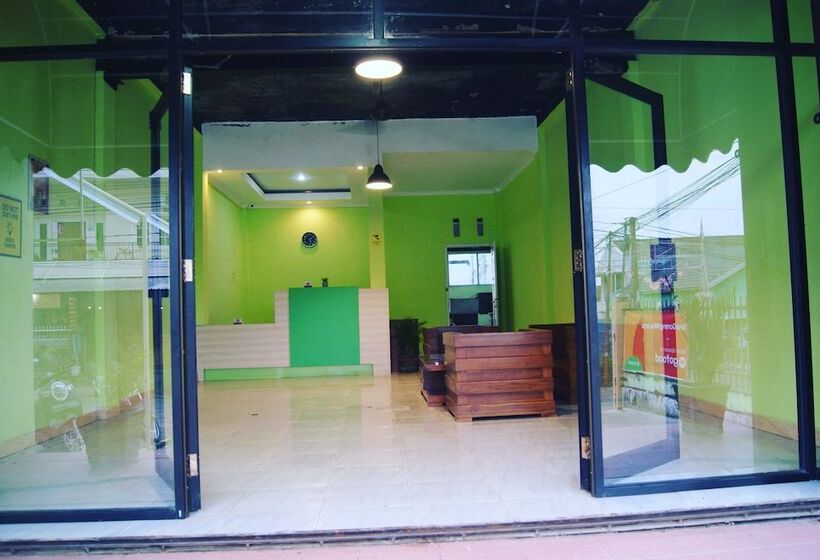 Bed and Breakfast Wisma Cendana