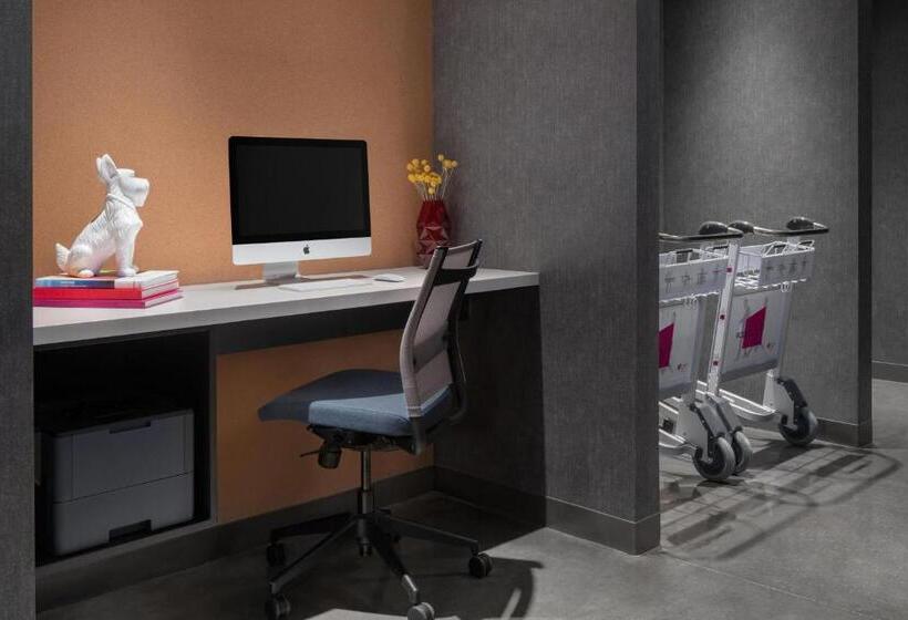 فندق Aloft Houston Shenandoah   The Woodlands