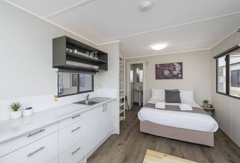 هتل Banksia Tourist Park