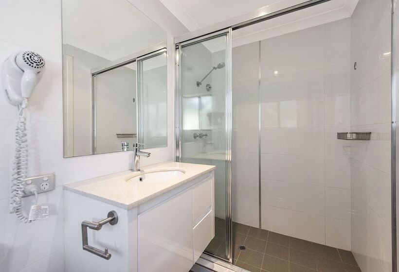 هتل Banksia Tourist Park