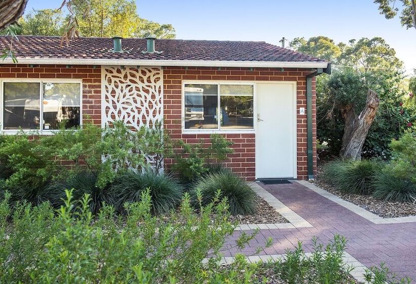 هتل Banksia Tourist Park