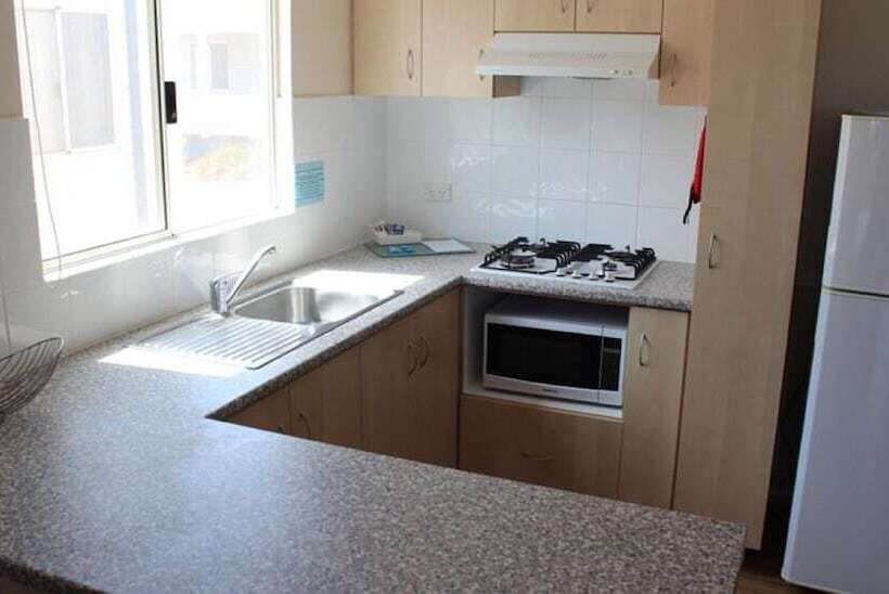 هتل Belair Gardens Caravan Park