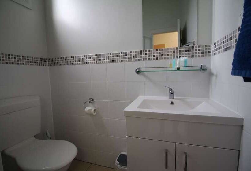 هتل Belair Gardens Caravan Park