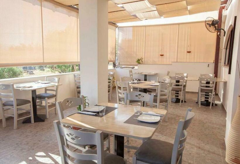 בית מלון כפרי Berdoussis