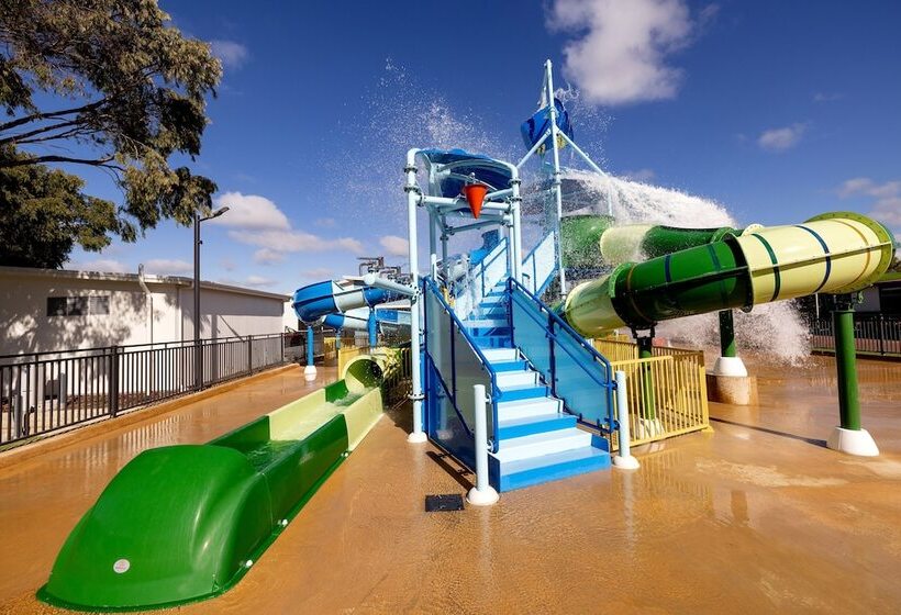 هتل Big4 Emu Beach Holiday Park