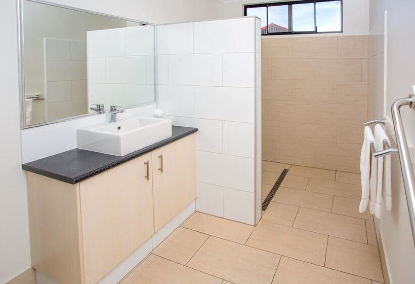 هتل Big4 Emu Beach Holiday Park