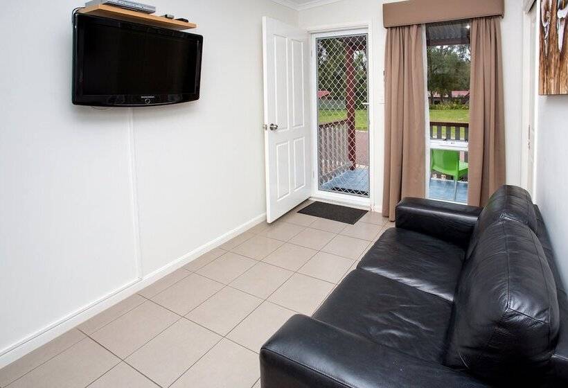 هتل Big4 Emu Beach Holiday Park