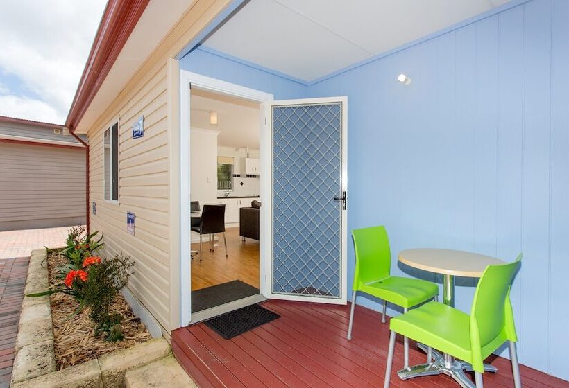 هتل Big4 Emu Beach Holiday Park