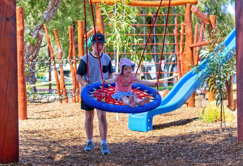 هتل Big4 Emu Beach Holiday Park