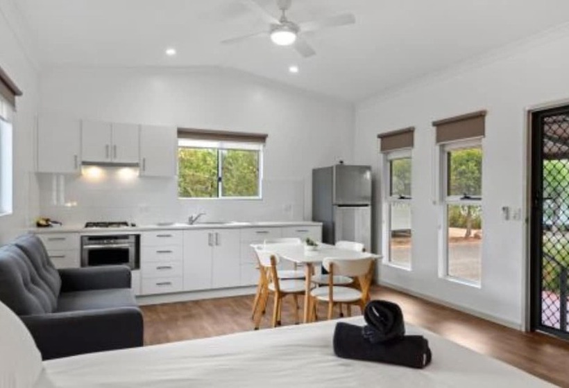 هتل Discovery Parks  Alice Springs