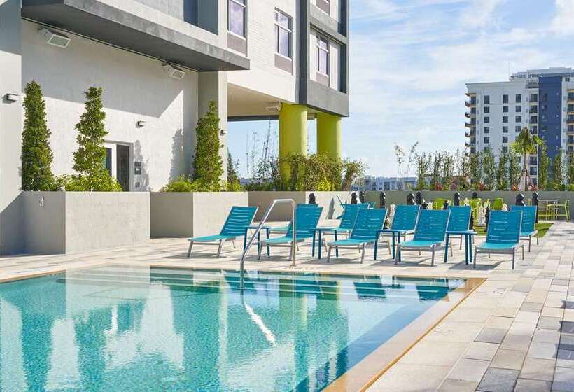 호텔 Home2 Suites By Hilton Ft. Lauderdale Downtown, Fl