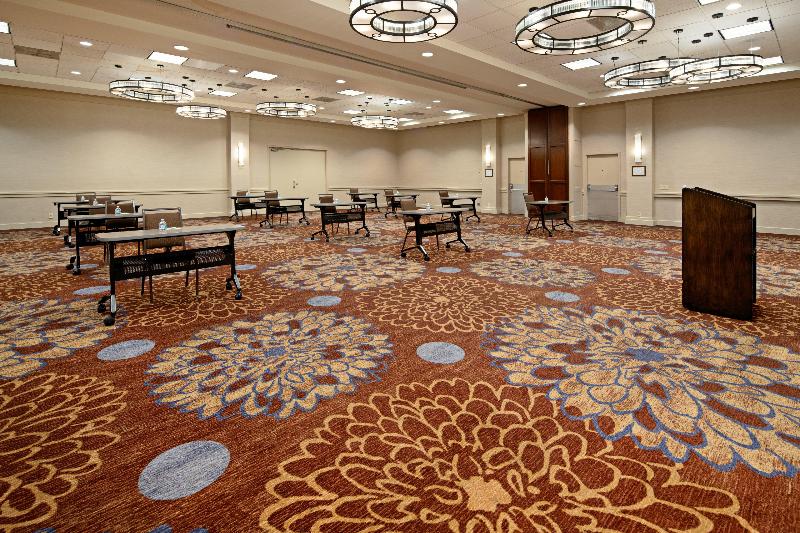 בית מלון כפרי Staybridge Suites   Long Beach Airport, An Ihg