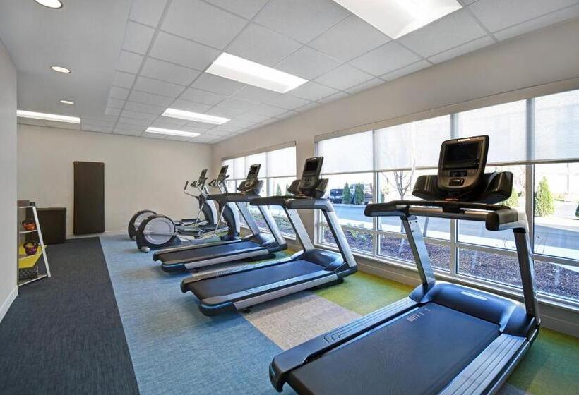 فندق Towneplace Suites By Marriott Fall River Westport