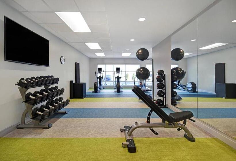 فندق Towneplace Suites By Marriott Fall River Westport