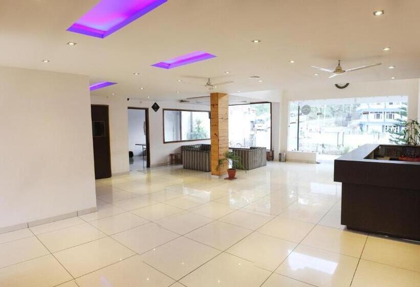 酒店 Vatika   The Riverside Resort