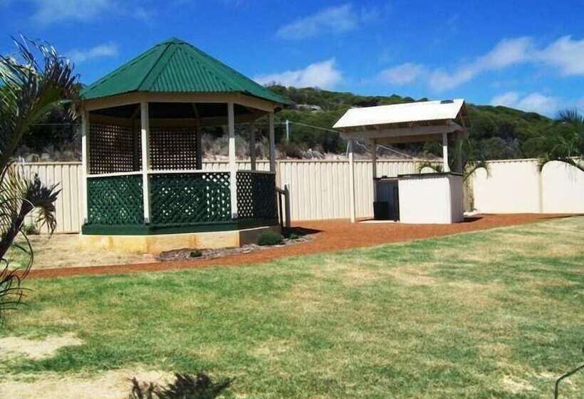 مُتل Ocean View Villas