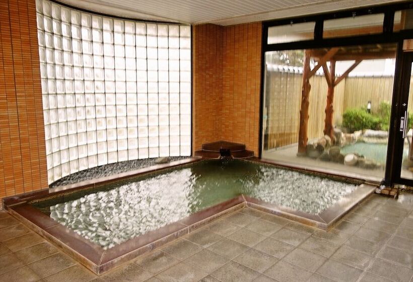 ريوكان Hamasaka Onsen Totoya
