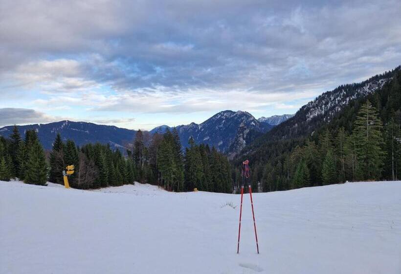 Bed and Breakfast Gästehaus Neu Am Passionstheater