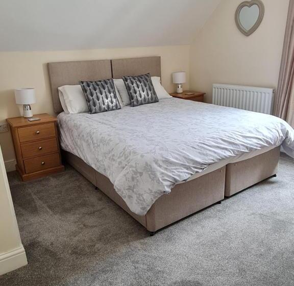 مبيت وإفطار Highfield Guest House