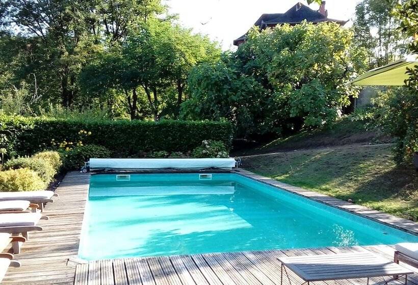 민박 Les Perluetes