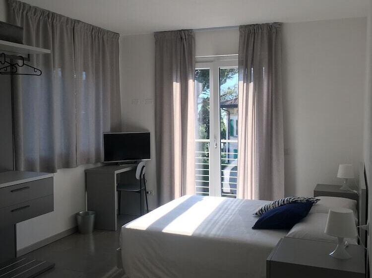 צימר Tramonti E Lago