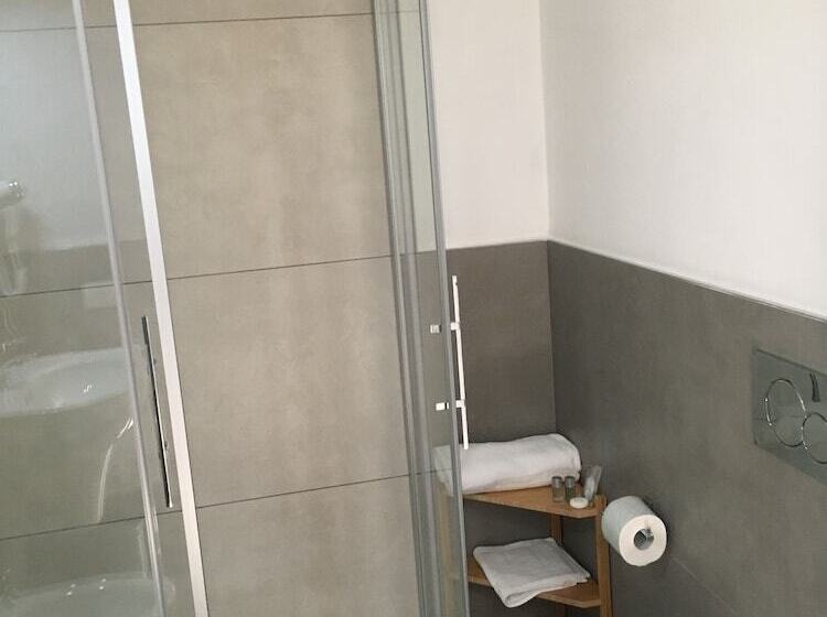 צימר Tramonti E Lago