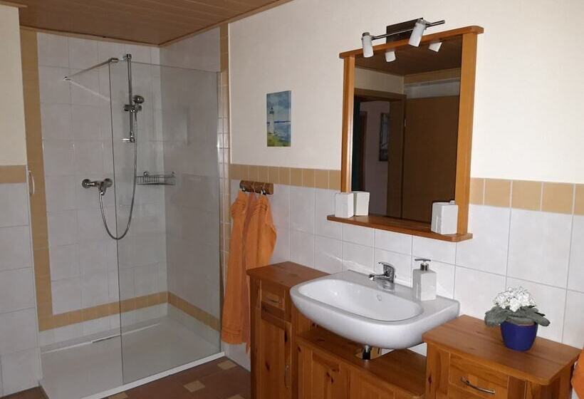 Captivating Apartment In Lichtenhain With Pond