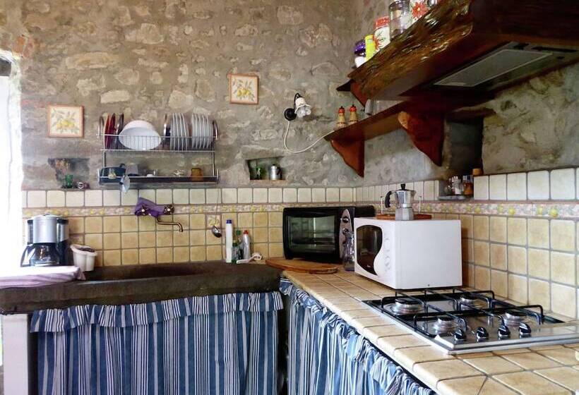 Charming Detached House In Lucca Province