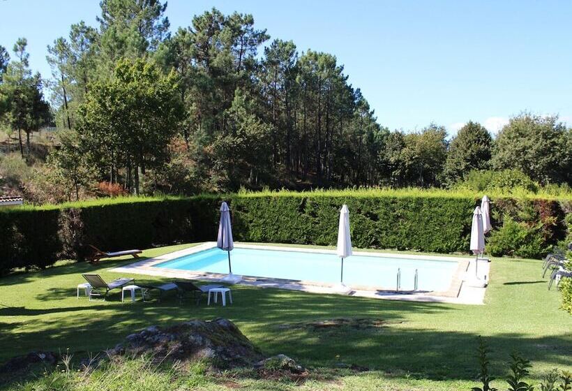 Excellent Cottage In Santa Comba With Communal Swimming Pool