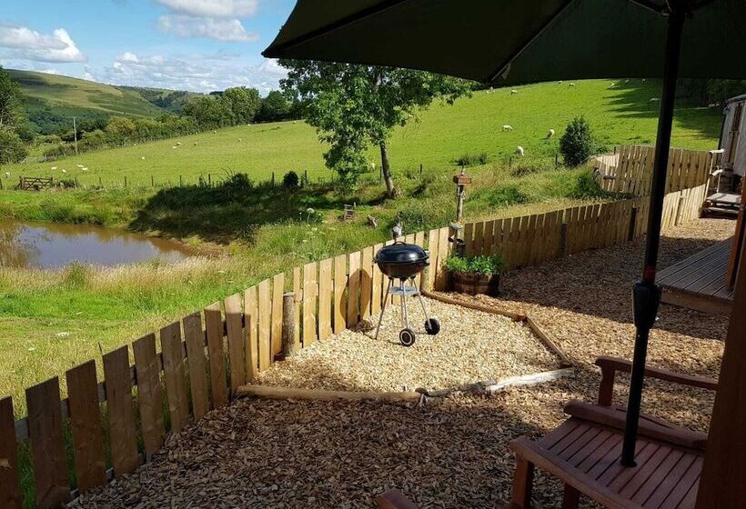 Foxglove Holiday Private Eco Accommodation