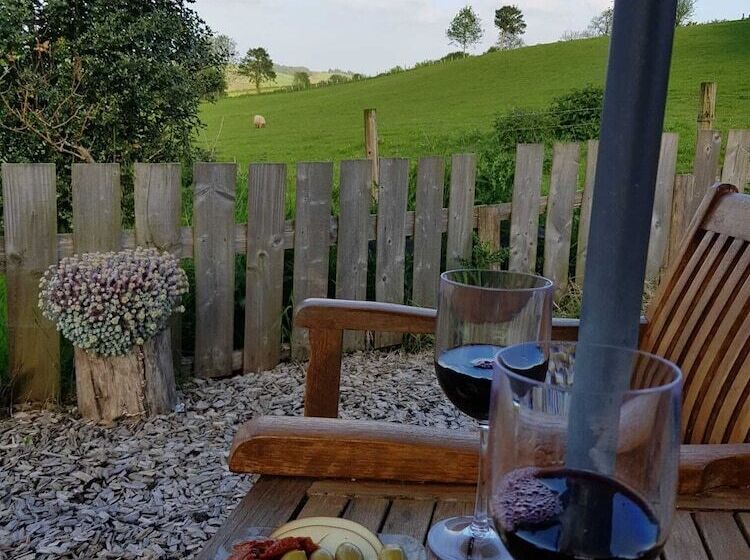 Foxglove Holiday Private Eco Accommodation