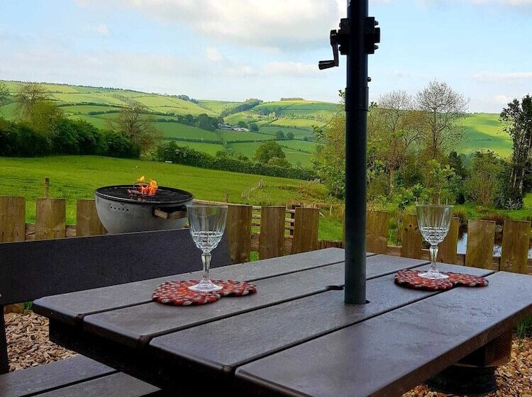 Foxglove Holiday Private Eco Accommodation