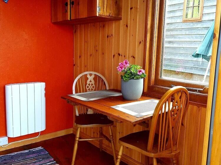 Foxglove Holiday Private Eco Accommodation