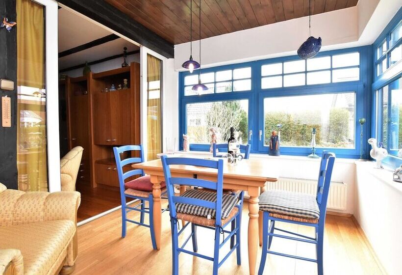 Holiday Home With Terrace In Graal Muritz