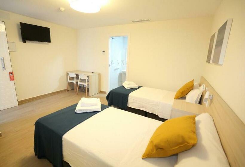 فندق فئة نجمة واحدة H.palmones