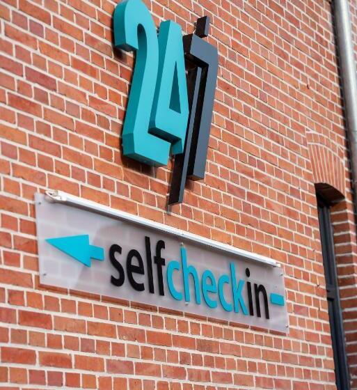 فندق 24/7 Selfcheckin