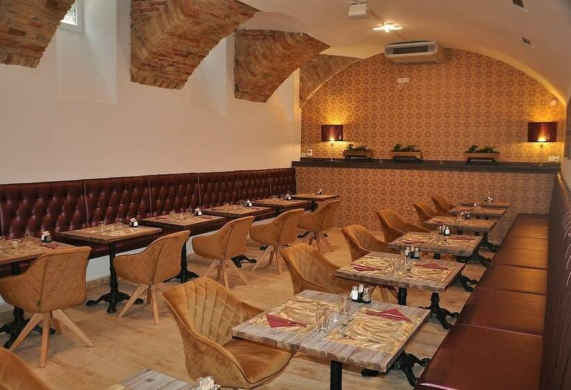 酒店 Arch Boutique