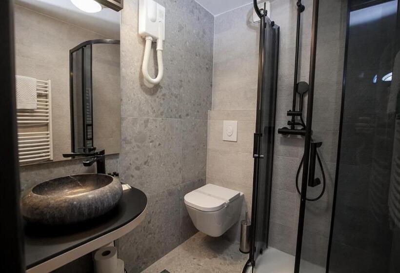 Boutique Hotel Bura 45n