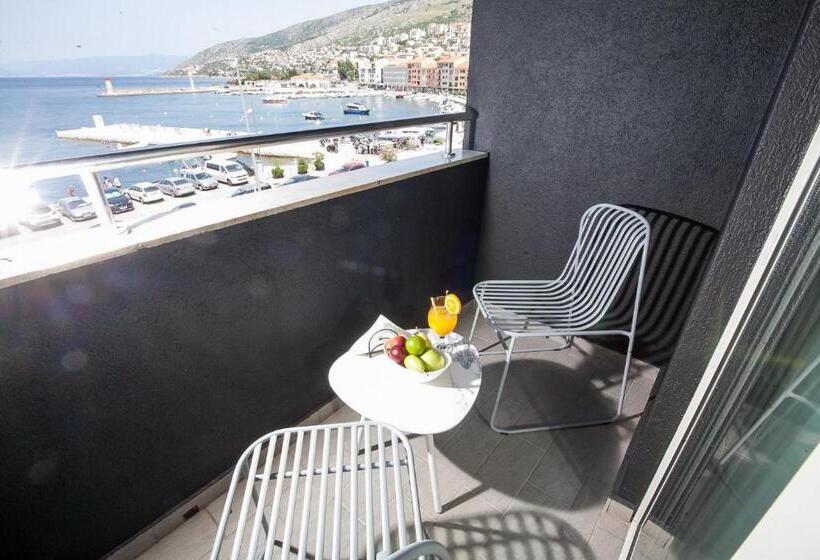 Boutique Hotel Bura 45n