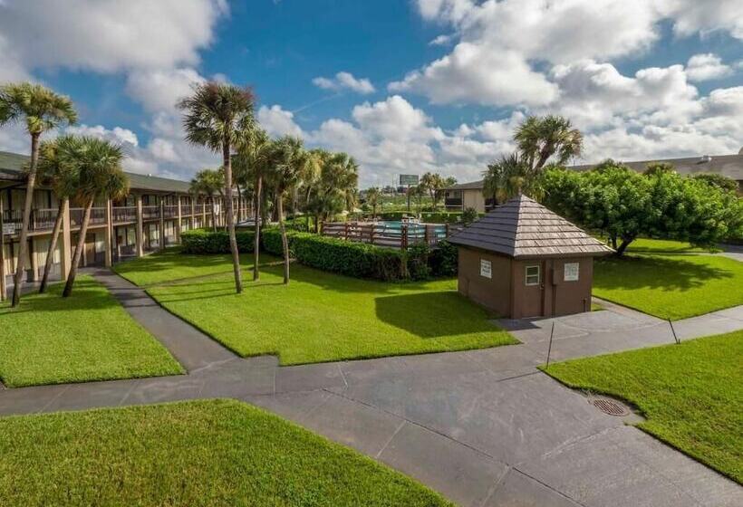 فندق Countryside Inn & Suites Orlando