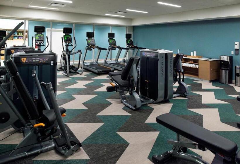 בית מלון כפרי Element Kansas City Overland Park