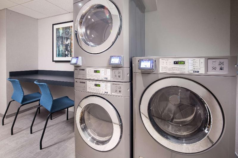 Отель Hampton Inn Boston Seaport District