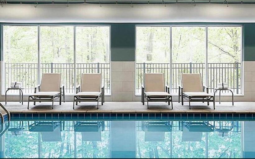 호텔 Holiday Inn Express & Suites   Carlisle Southwest I 81, An Ihg