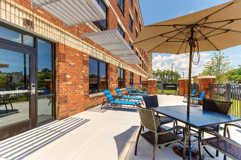 Отель Holiday Inn Express Wilmington Porters Neck, An Ihg